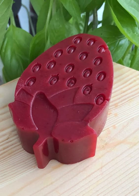 Strawberry Bloom | Strawberry Pound Cake Soap